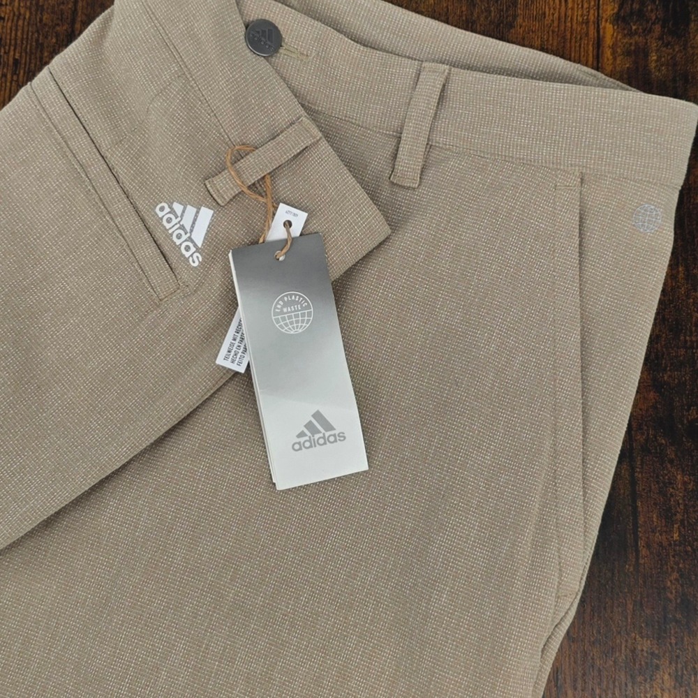 NEW Adidas‎ Crosshatch Golf Shorts Mens 30 Tan HG8845 Textured Performance 9"